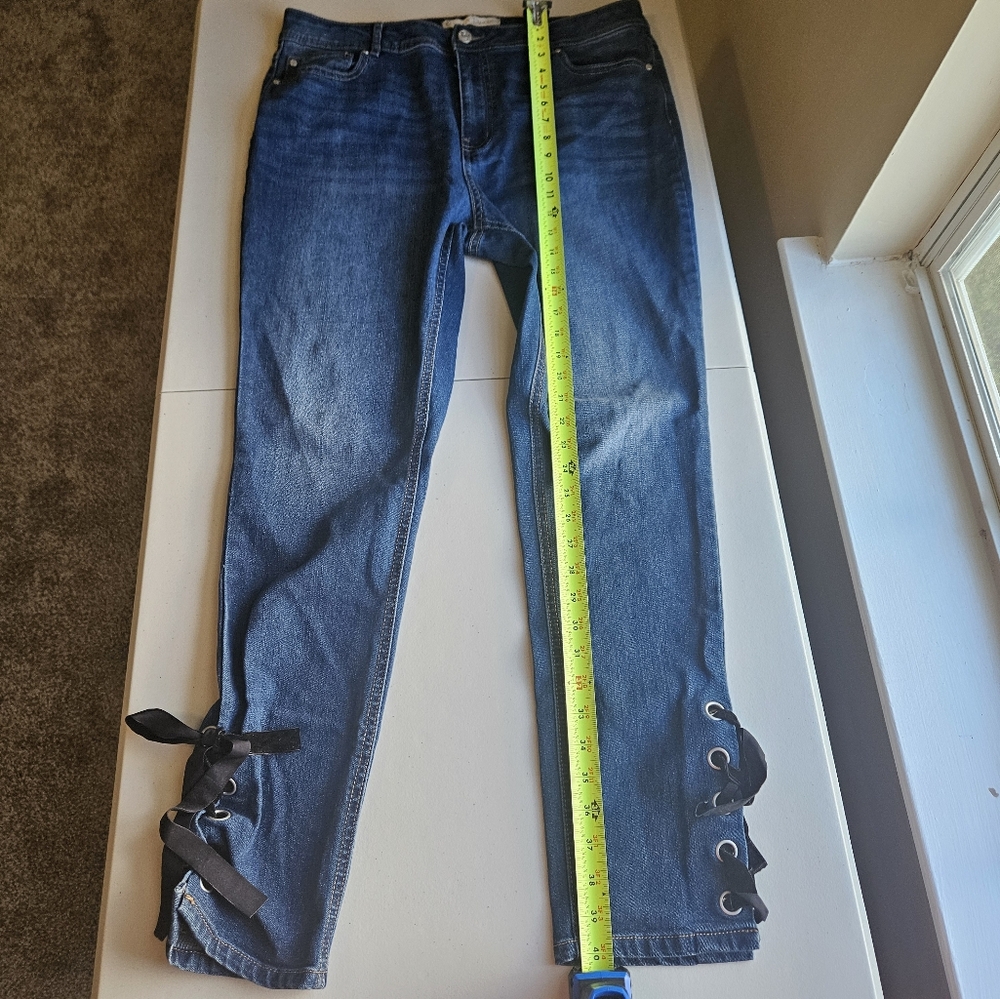Est. 1946 Denim Women's Size 16 Blue Jeans With Ankle Lace Up - Picture 10 of 11